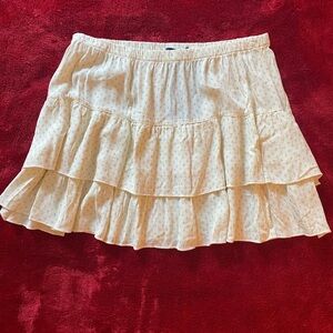 Brandy Melville Cream And Floral Tiered Mini Skirt